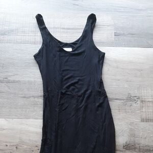 Elegant Black Sleeveless Dress